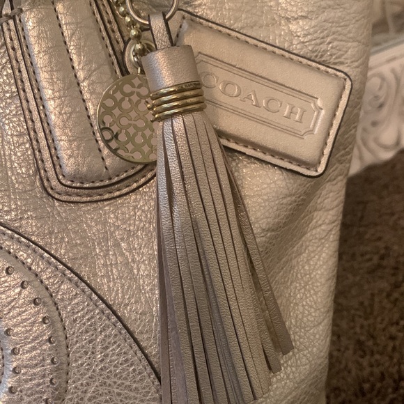 REDUCED ‼️ Coach Leather Satchel - Picture 2 of 13